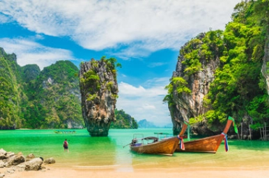 Mae Hong Son motorcycle tour Thailand, scenic route.
